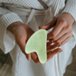 Gua Sha en Jade SerenuraWoman™